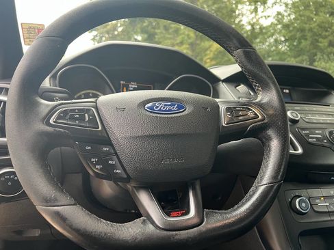 Used 2016 Ford Focus ST image 15