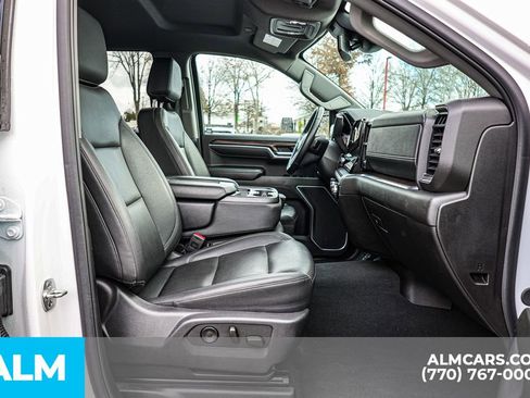 Used 2025 GMC Sierra 1500 SLT AWD/4WD image 22