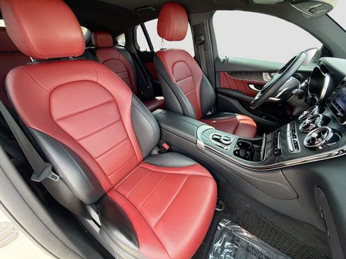 Used 2018 Mercedes-Benz GLC 300 4MATIC Coupe image 16