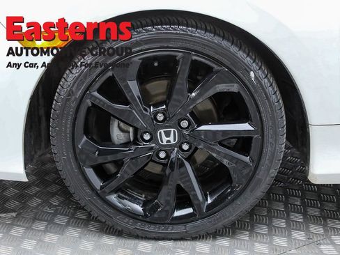 Used 2019 Honda Civic Sport image 29