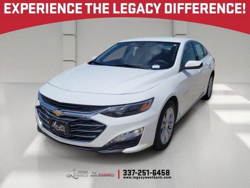 Used 2024 Chevrolet Malibu LT FWD image 1