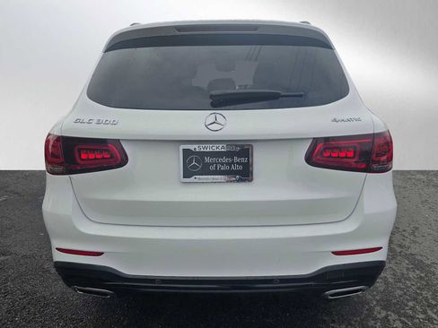 Used 2022 Mercedes-Benz GLC 300 4MATIC image 4