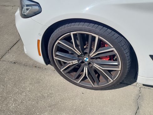 Used 2021 BMW 540i w/ M Sport Package RWD image 5