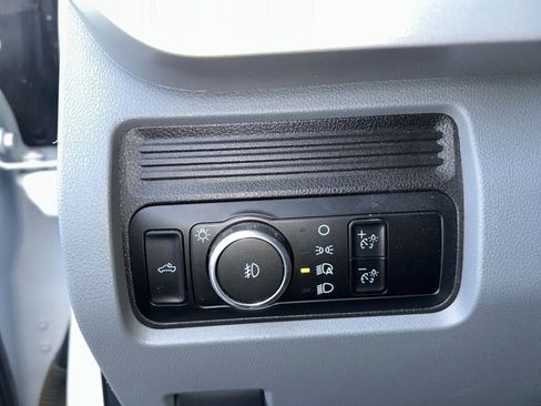 Used 2024 Ford F350 XLT image 14