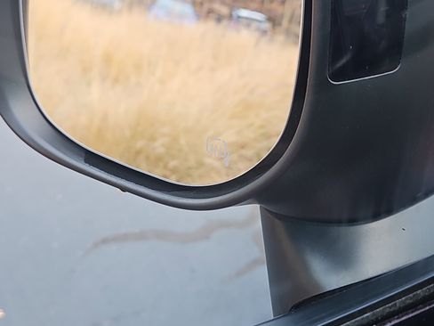 Used 2021 Subaru Forester Premium image 14