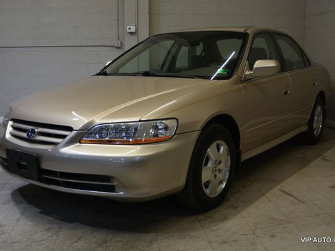 Used 2001 Honda Accord EX image 2