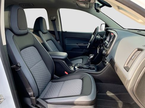 Used 2022 Chevrolet Colorado Z71 image 28