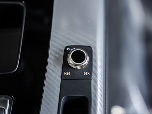 Used 2025 Audi Q5 2.0T Premium image 26