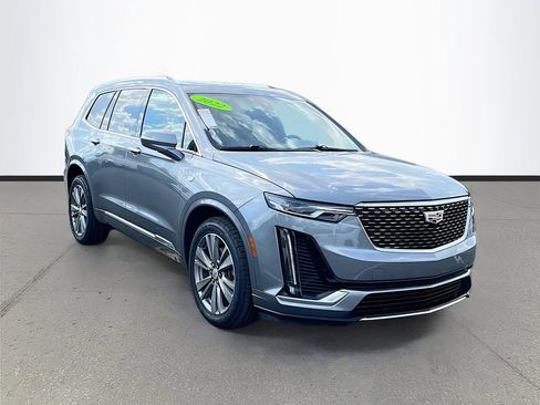 Used 2022 Cadillac XT6 Premium Luxury image 31