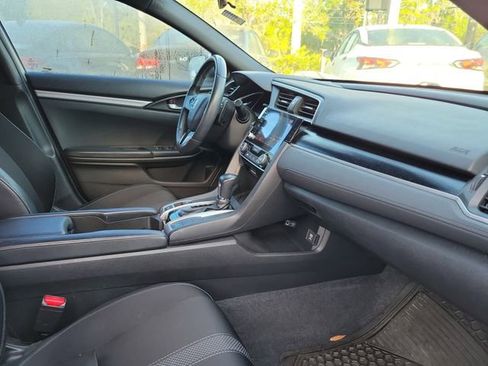 Used 2020 Honda Civic Sport image 32