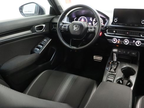 Used 2025 Honda Civic Sport image 29