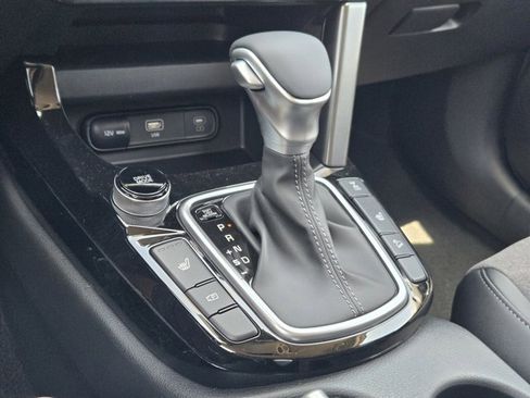 New 2025 Kia Seltos X-Line image 15