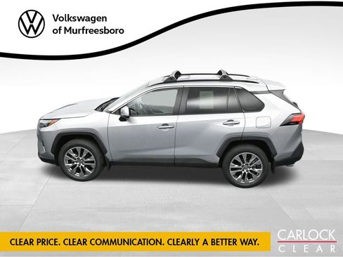Used 2023 Toyota RAV4 XLE Premium image 28