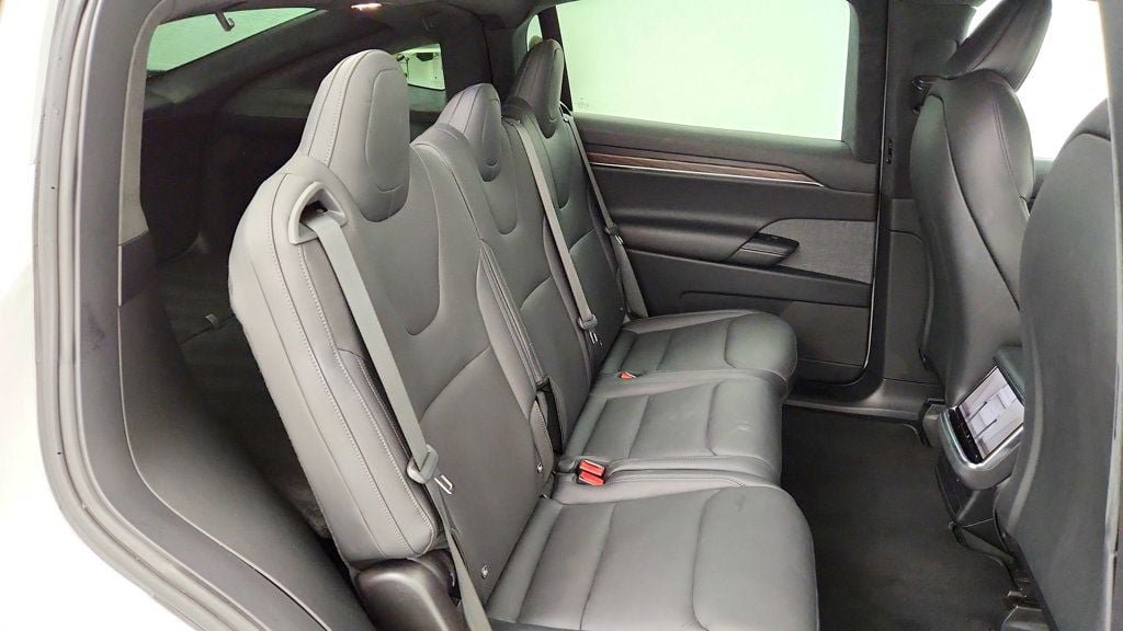 Used 2023 Tesla Model X AWD/4WD image 29