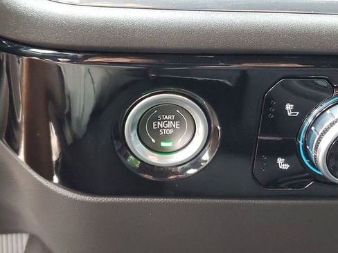 Used 2023 GMC Sierra 1500 SLE image 24