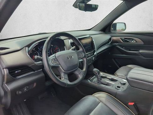 Used 2023 Chevrolet Traverse Premier w/ Redline Edition AWD/4WD image 9