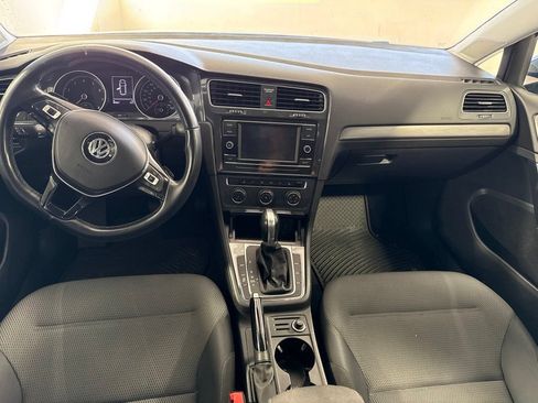 Used 2018 Volkswagen Golf S AWD/4WD image 9