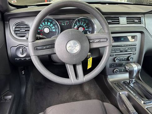 Used 2012 Ford Mustang Coupe RWD image 14