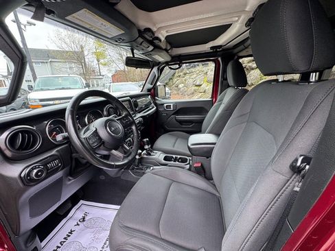 Used 2021 Jeep Wrangler Unlimited Sport image 15