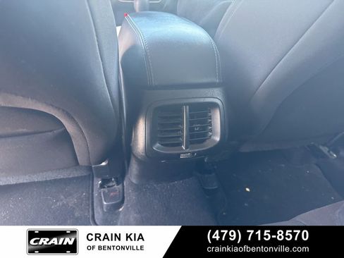 Used 2019 Jeep Cherokee Latitude w/ Popular Appearance Group FWD image 13