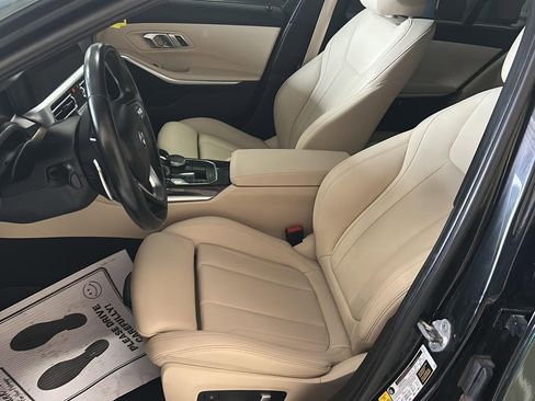 Used 2020 BMW 330i Sedan w/ Convenience Package RWD image 11