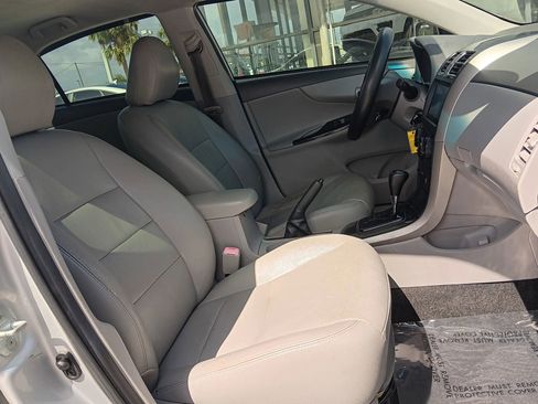 Used 2009 Toyota Corolla LE FWD image 15