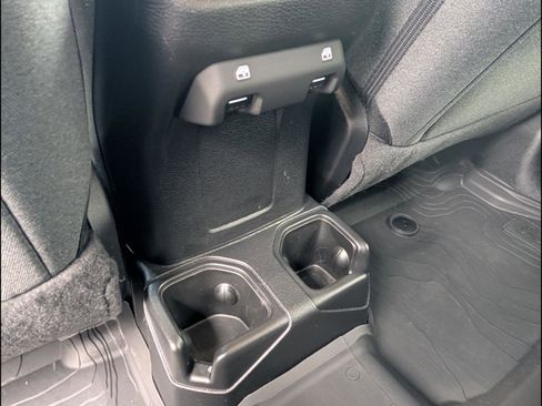 Used 2024 Jeep Wrangler Willys image 19