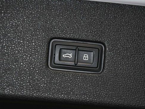 Used 2024 Audi SQ8 Premium Plus w/ Black Optic Package image 69