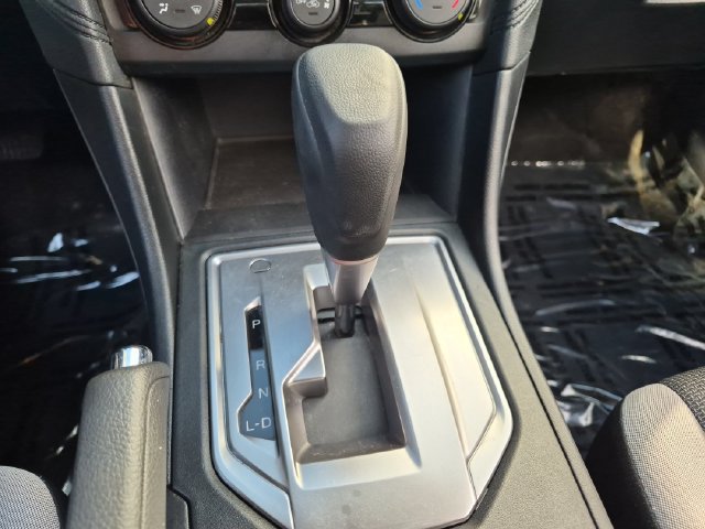 Used 2019 Subaru Crosstrek 2.0i AWD/4WD image 12