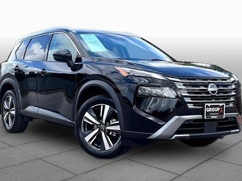 Certified 2024 Nissan Rogue SL FWD image 3
