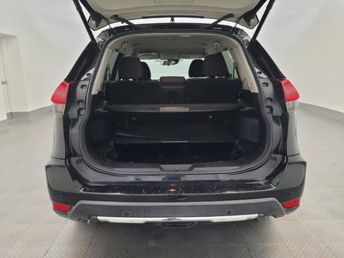 Used 2020 Nissan Rogue SV image 29