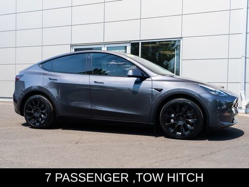 Used 2022 Tesla Model Y Long Range AWD/4WD image 24