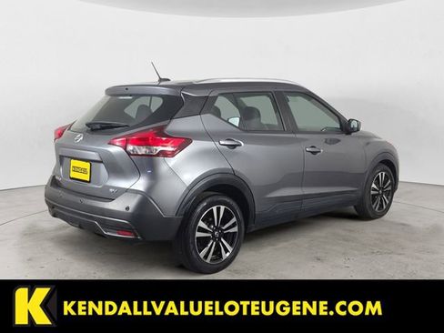 Used 2020 Nissan Kicks SV FWD image 5