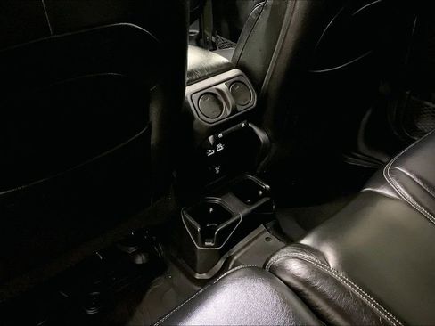 Used 2021 Jeep Wrangler Unlimited Sport w/ Sun And Sound Package image 10