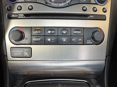 Used 2012 INFINITI G37 x Coupe w/ Premium Pkg AWD/4WD image 27