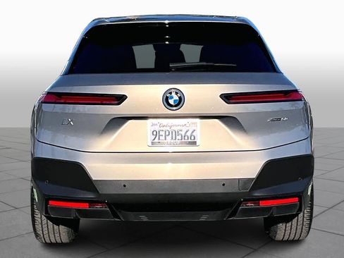 Used 2023 BMW iX xDrive50 image 4