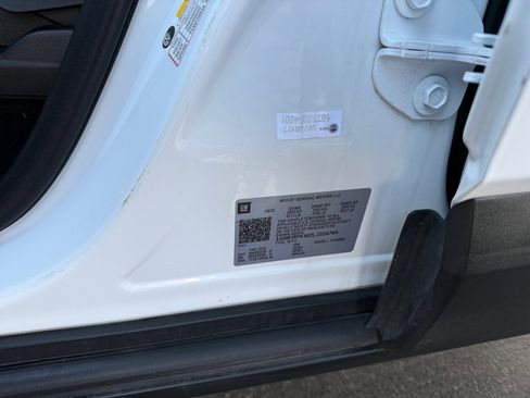 Used 2020 Chevrolet Traverse LS w/ LPO, Blackout Package image 24