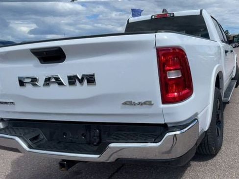 Used 2025 RAM 1500 Big Horn AWD/4WD image 2