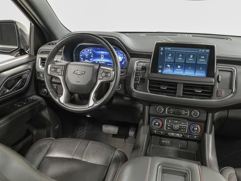 Used 2024 Chevrolet Suburban RST w/ Luxury Package AWD/4WD image 30