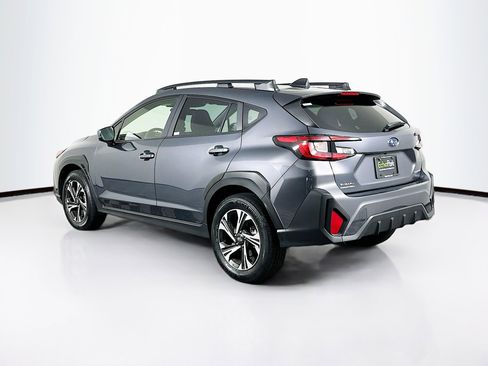 Used 2024 Subaru Crosstrek 2.0i Premium image 5