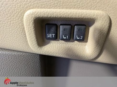 Used 2013 Nissan Murano LE w/ Platinum Pkg AWD/4WD image 16