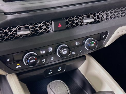 Used 2025 Honda Accord SE image 22