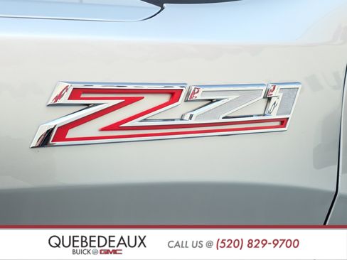 Used 2019 Chevrolet Silverado 1500 LT w/ Texas Edition AWD/4WD image 4