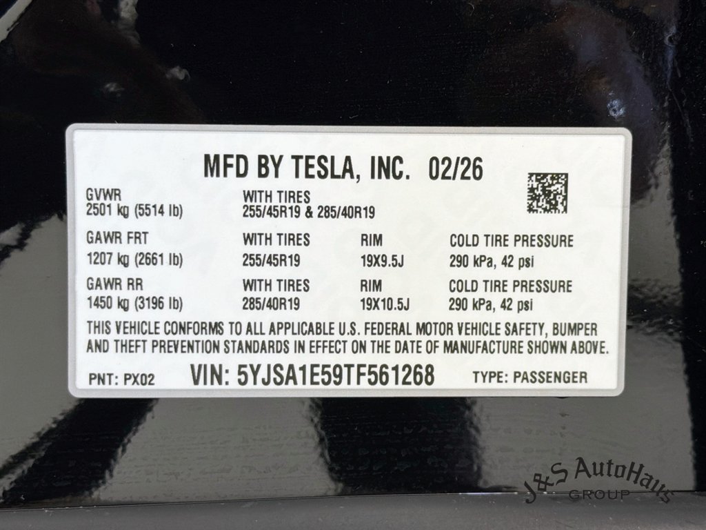 Used 2026 Tesla Model S AWD/4WD image 41