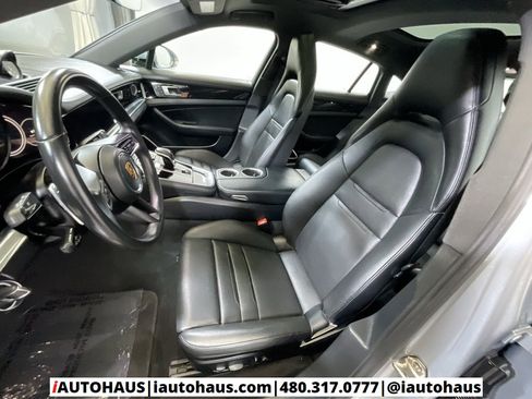Used 2022 Porsche Panamera 4S w/ Premium Package image 15