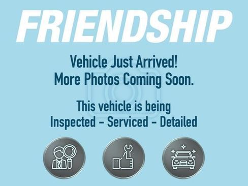 Used 2019 Toyota RAV4 XLE w/ Convenience Package AWD/4WD image 3