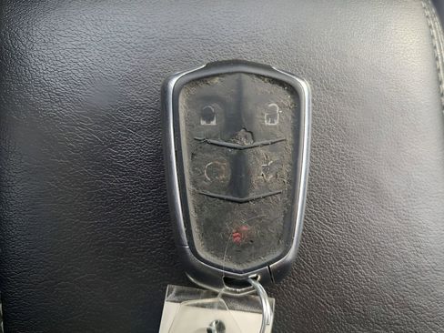 Used 2015 Cadillac SRX Luxury image 32