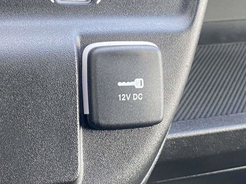 Used 2025 RAM ProMaster 3500 w/ Convenience Group image 8