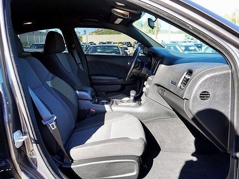 Used 2021 Dodge Charger SXT w/ Blacktop Package image 15