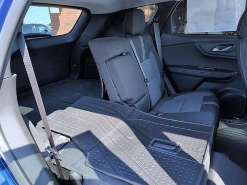 Used 2023 Chevrolet Blazer LT w/ Convenience Package FWD image 28